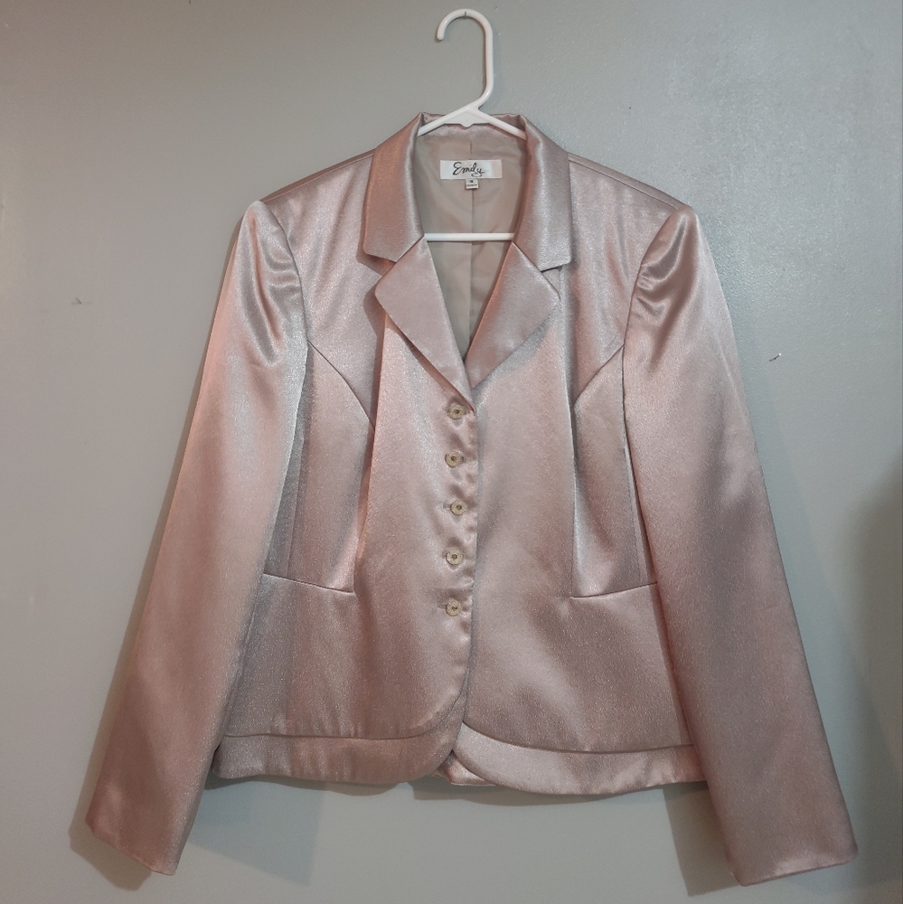 Stunning Satin-like Blazer